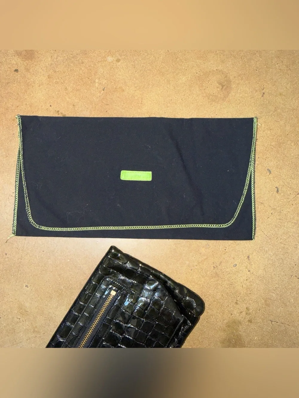Abas Alligator Leather Magnetic Clutch Black
